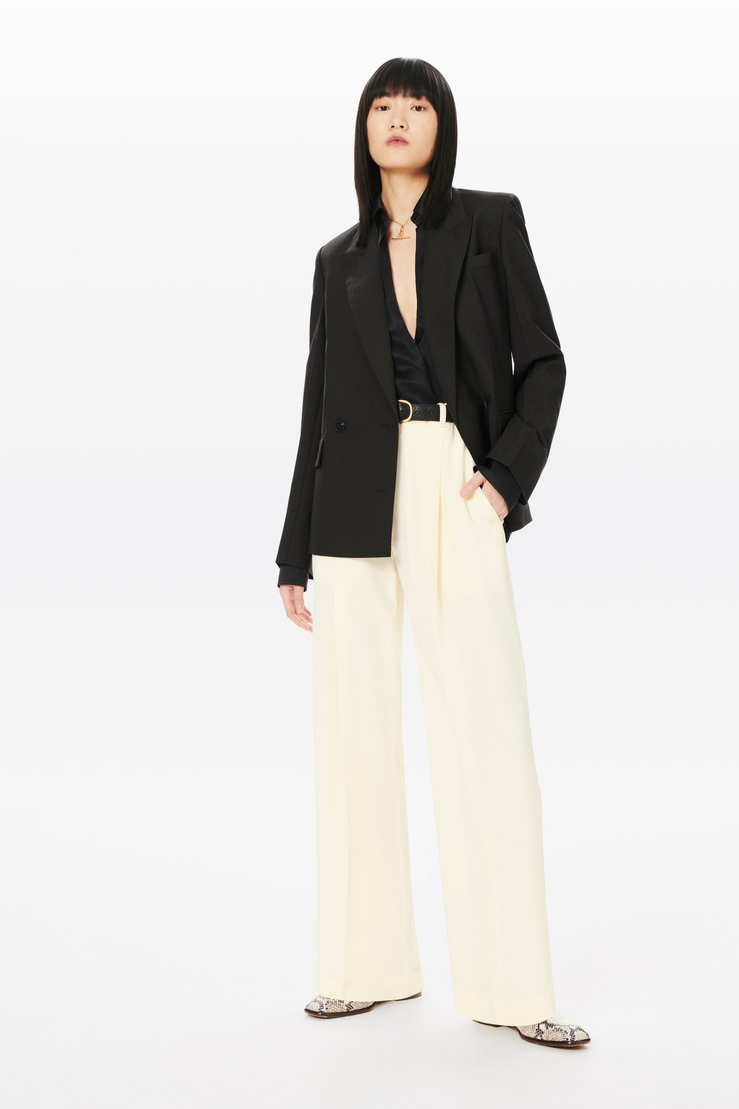 Lightweight Tailored Jacket in Black