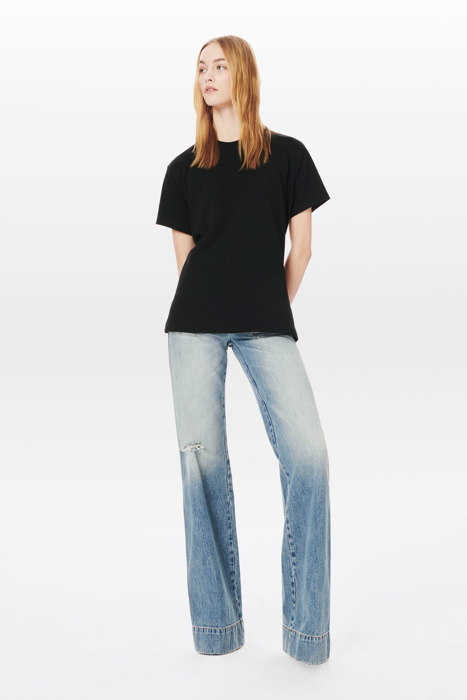 Twist-Back T-shirt in Black
