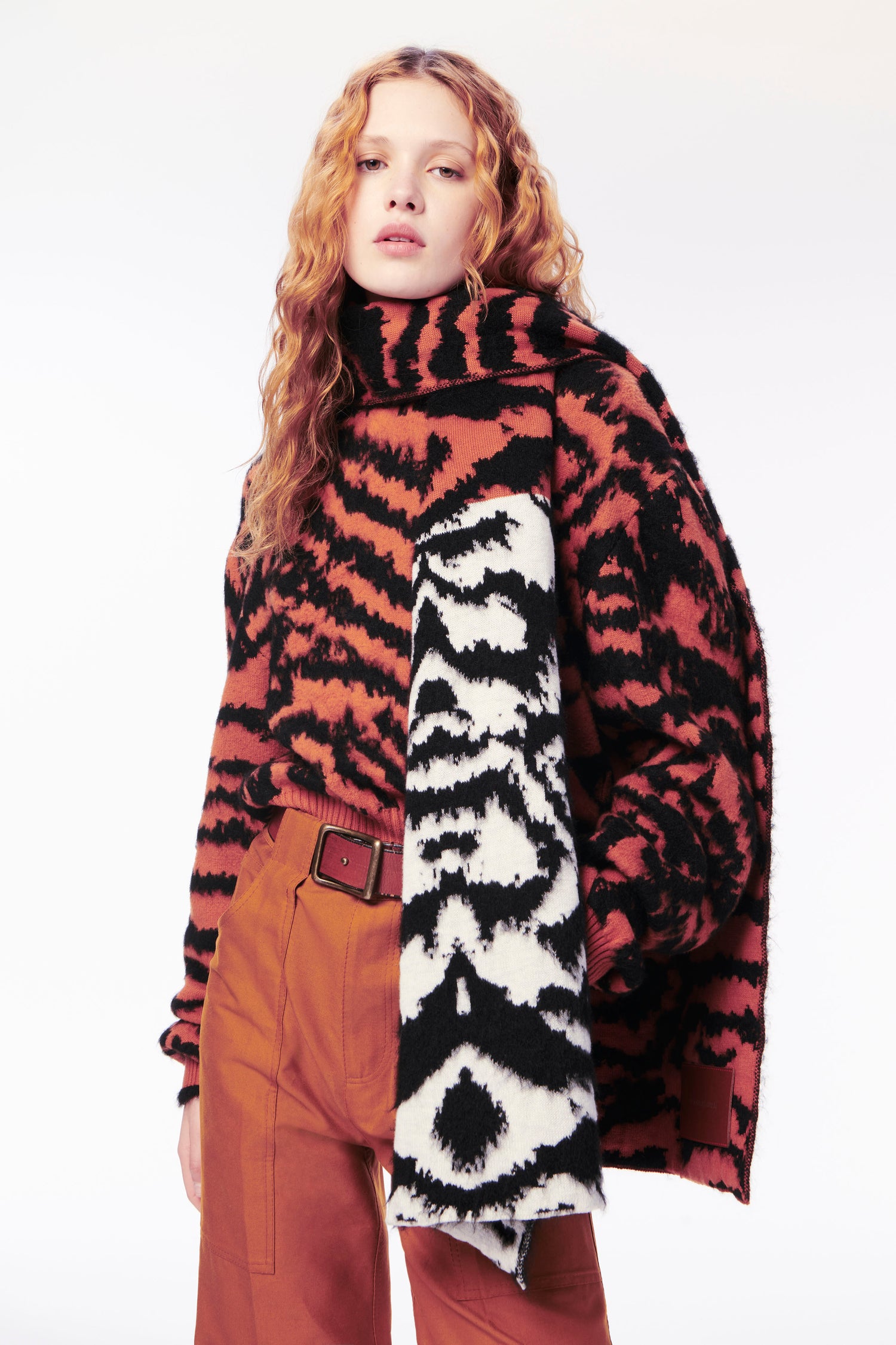Animal Jacquard Scarf in White & Burnt Orange