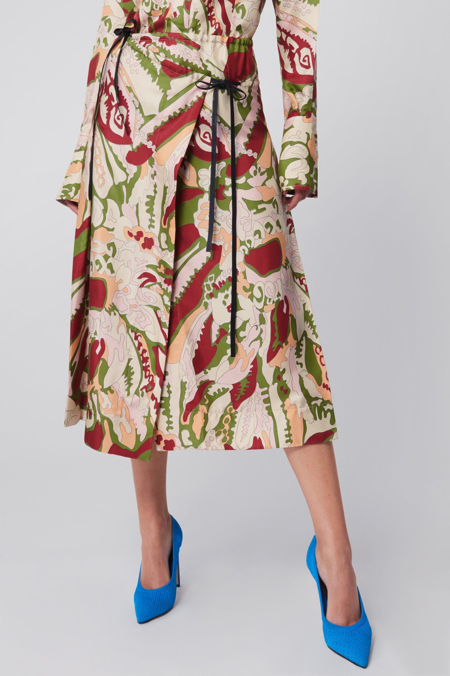 Pleated Wrap Skirt in Abstract Print