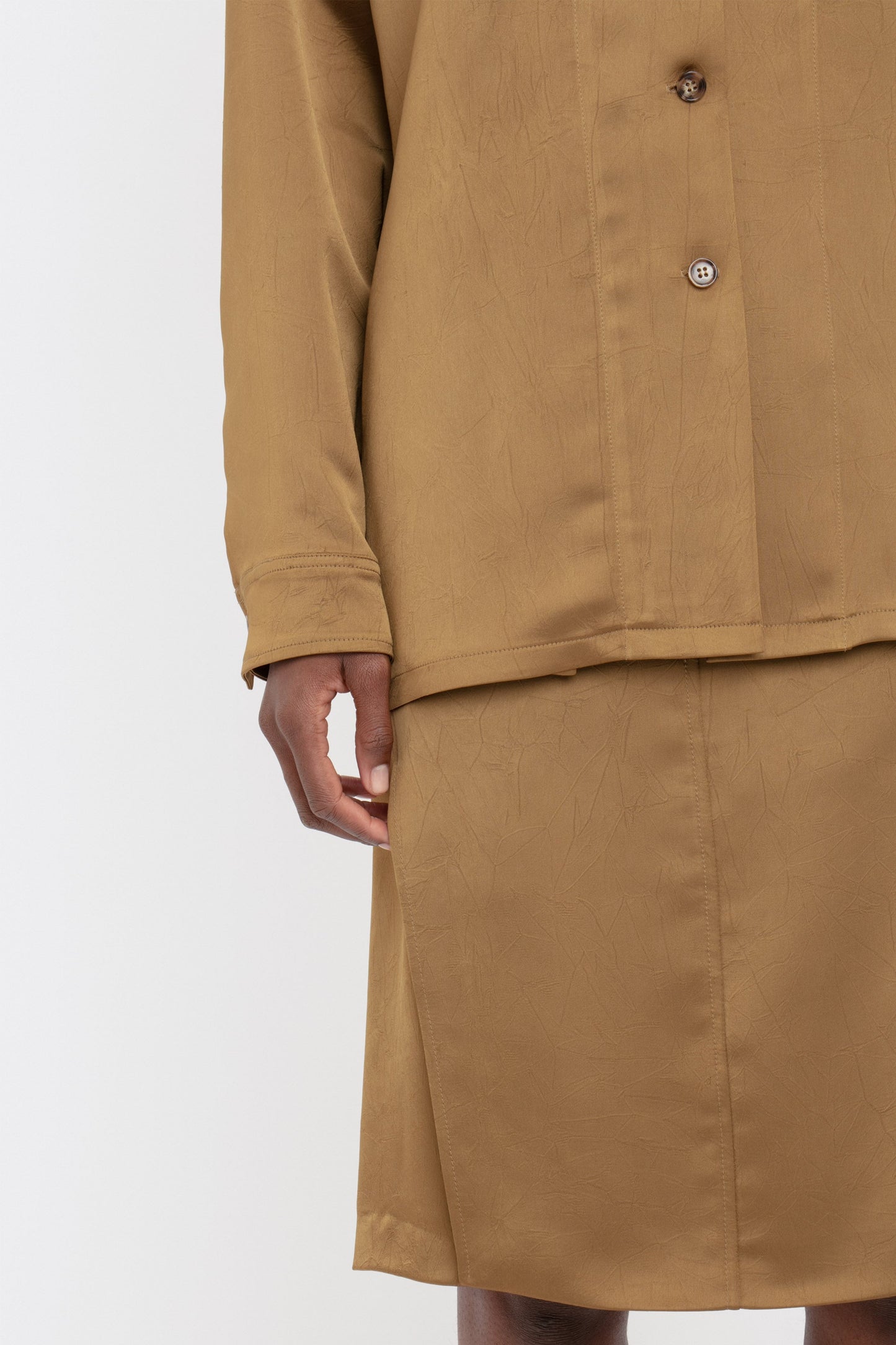 Backless Patch Pocket Shirt In Tawny Brown