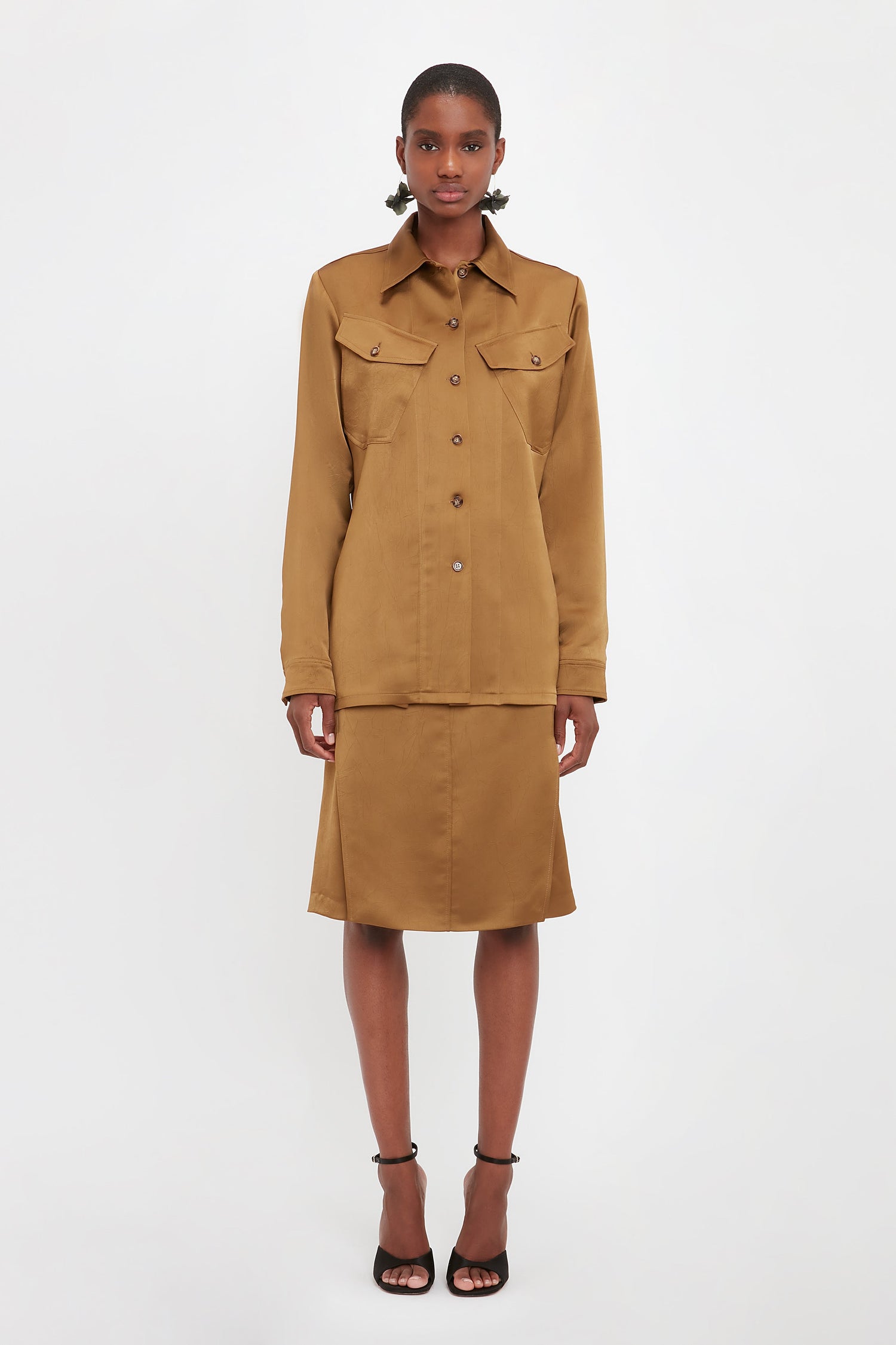 Backless Patch Pocket Shirt In Tawny Brown