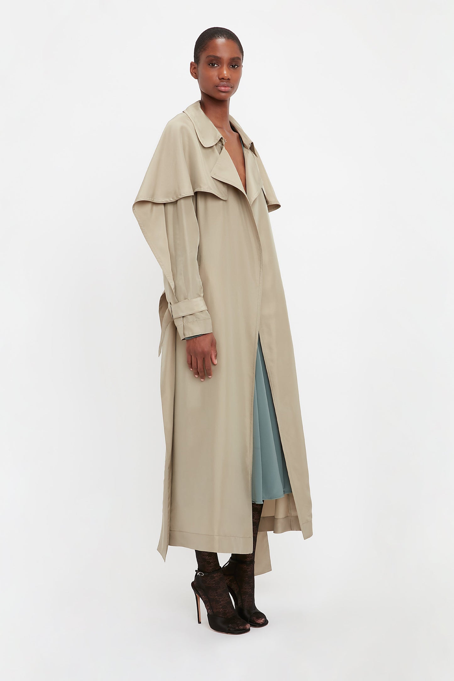 Pleated Back Fluid Trench Coat In Lichen Green