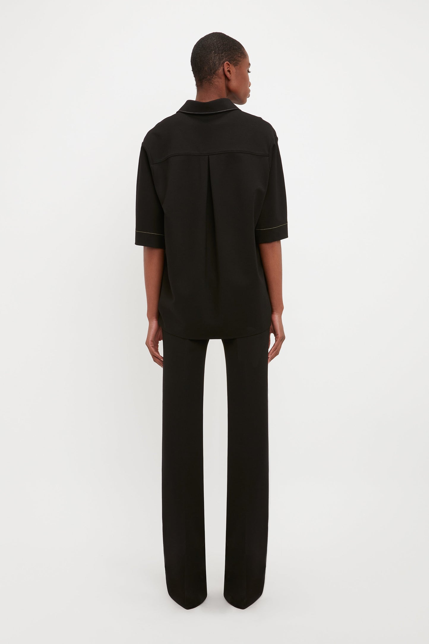 Pointed Collar Oversized Shirt In Black