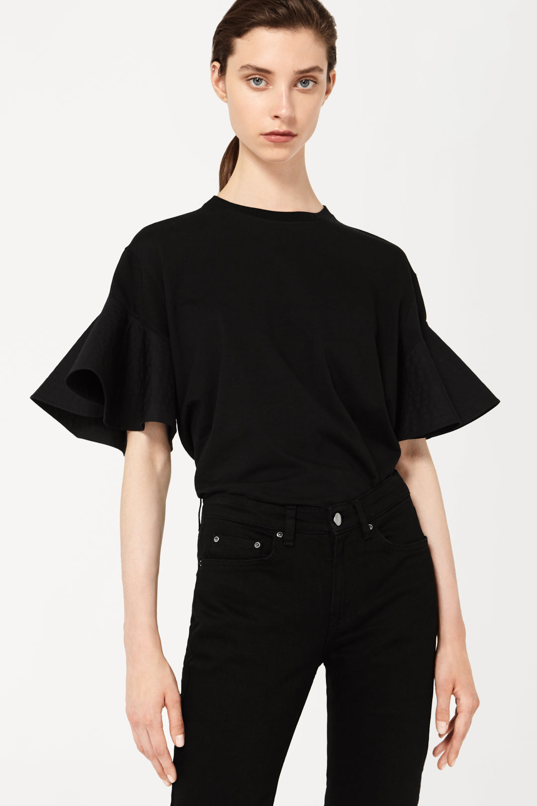 Ruffle Sleeve T-Shirt in Black