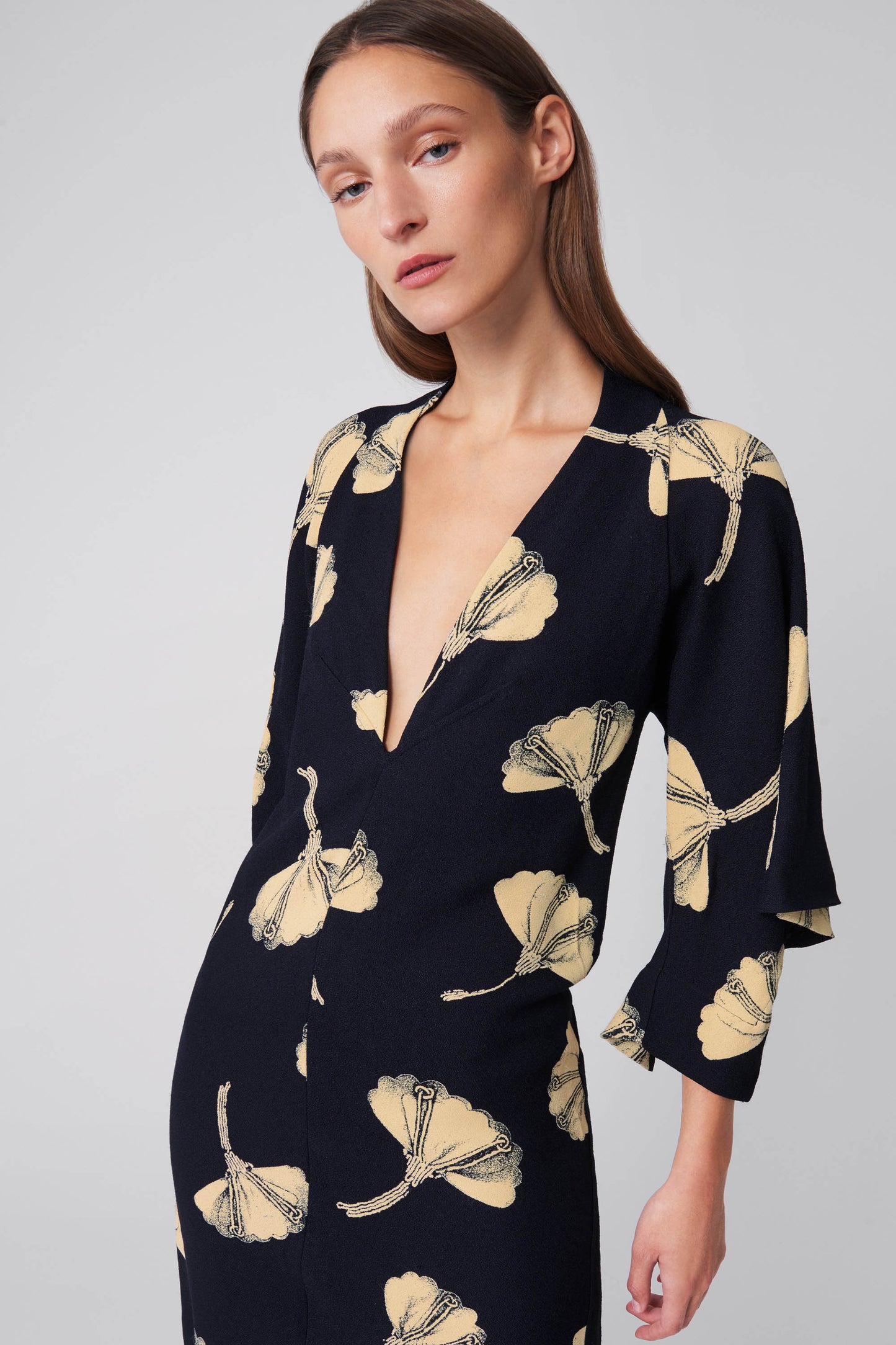 V Neck Draped Sleeve Midi Dress in Floral Print