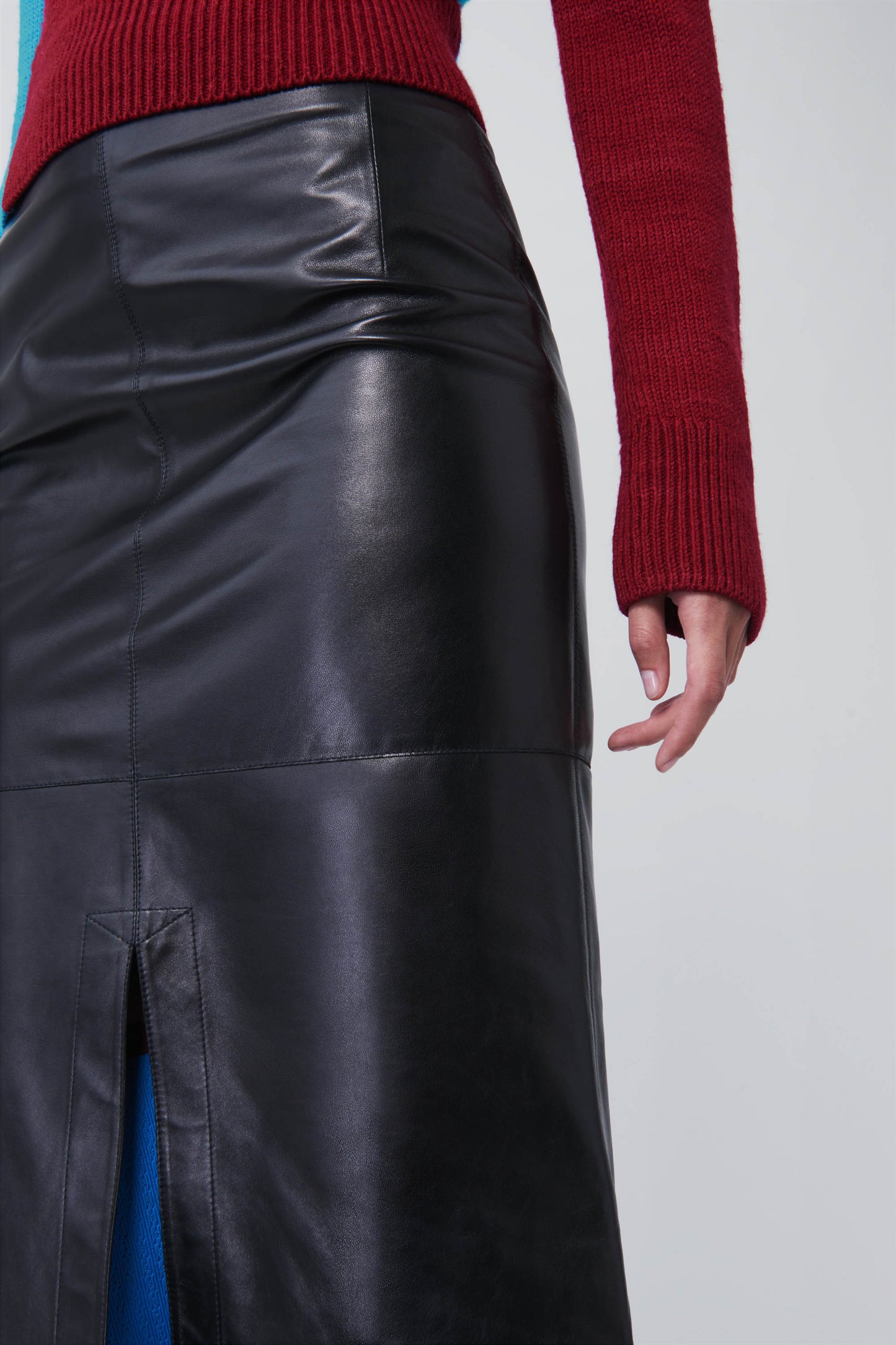 Box Pleat Midi Skirt In Black Leather