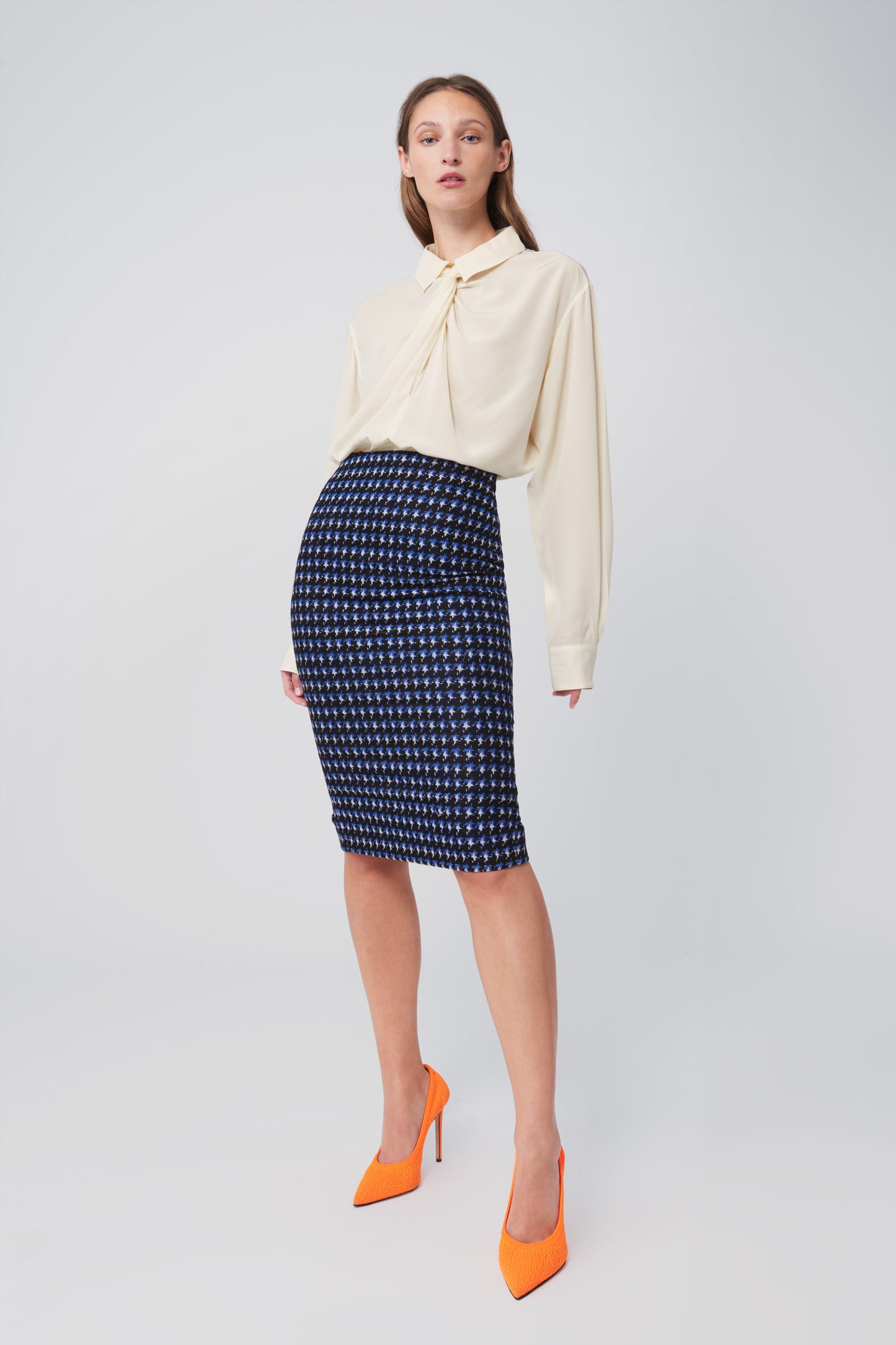 Twist Neck Shirt in Vanilla