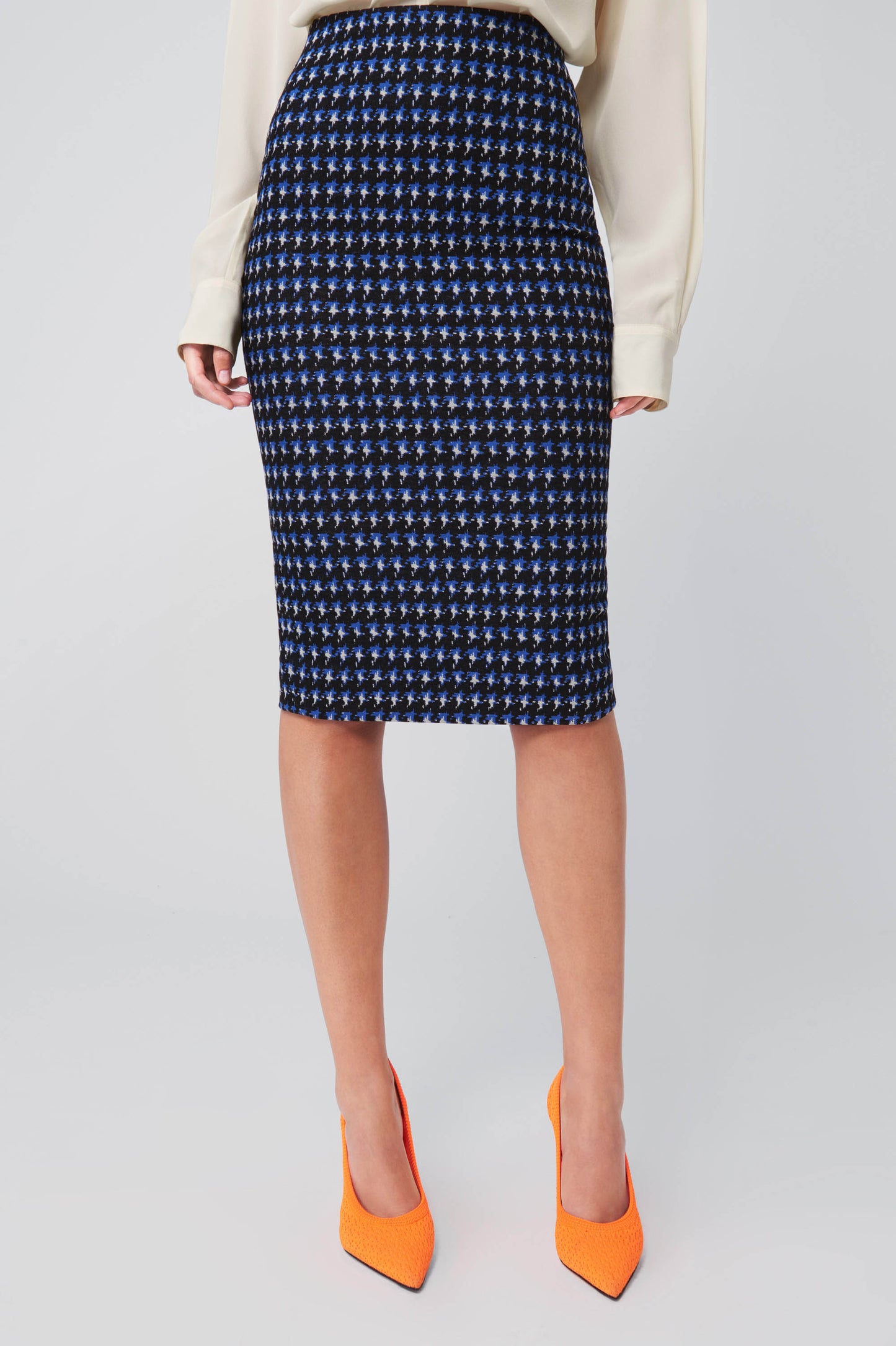 Pencil Skirt in Navy Houndstooth