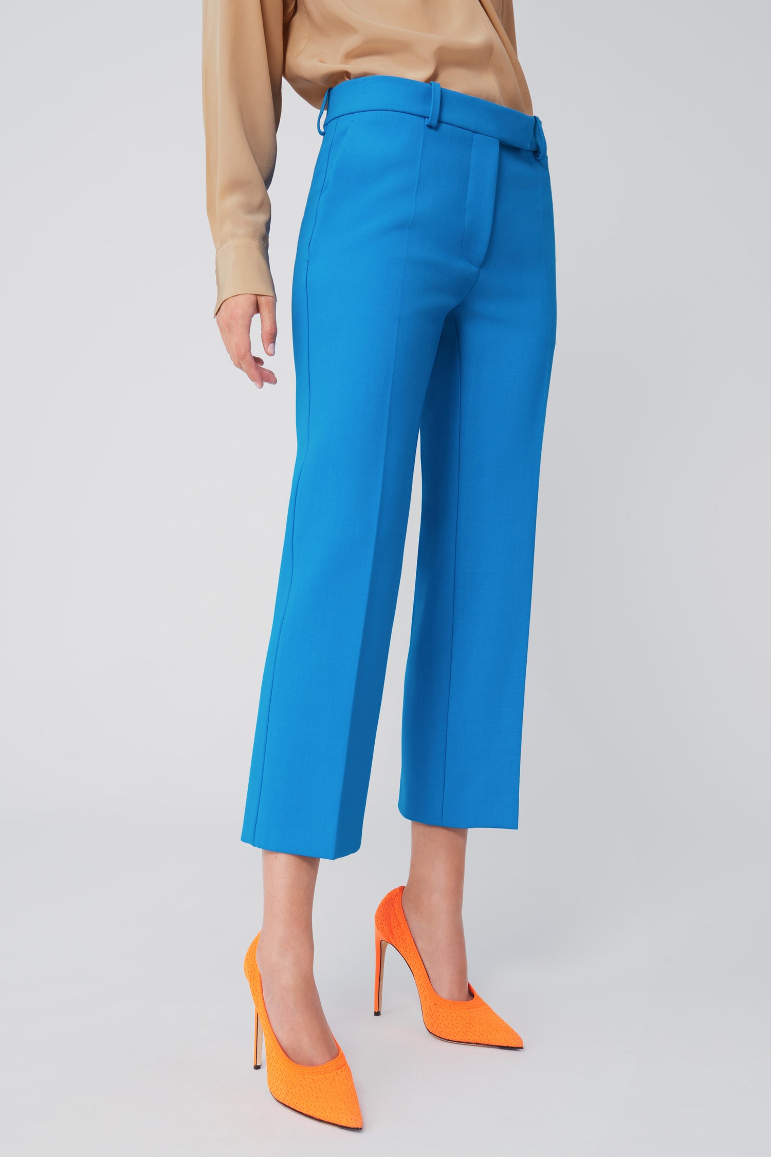 Cropped Trousers in Turquoise