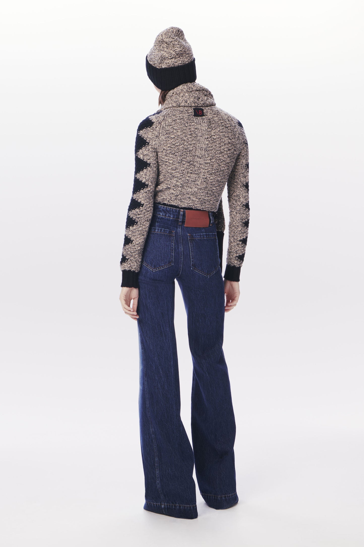 VB x Woolmark Intarsia Beanie & Scarf Set in Navy & Honey
