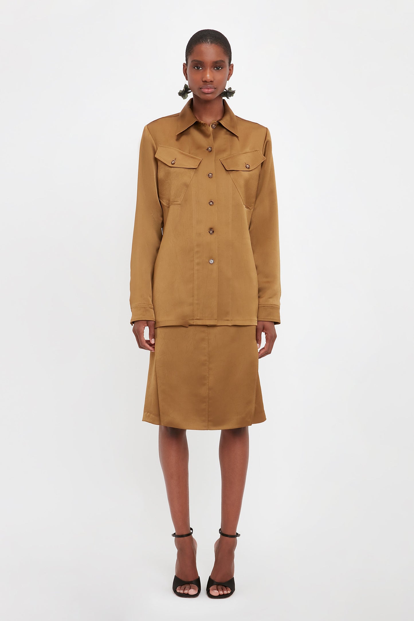 Backless Patch Pocket Shirt In Tawny Brown