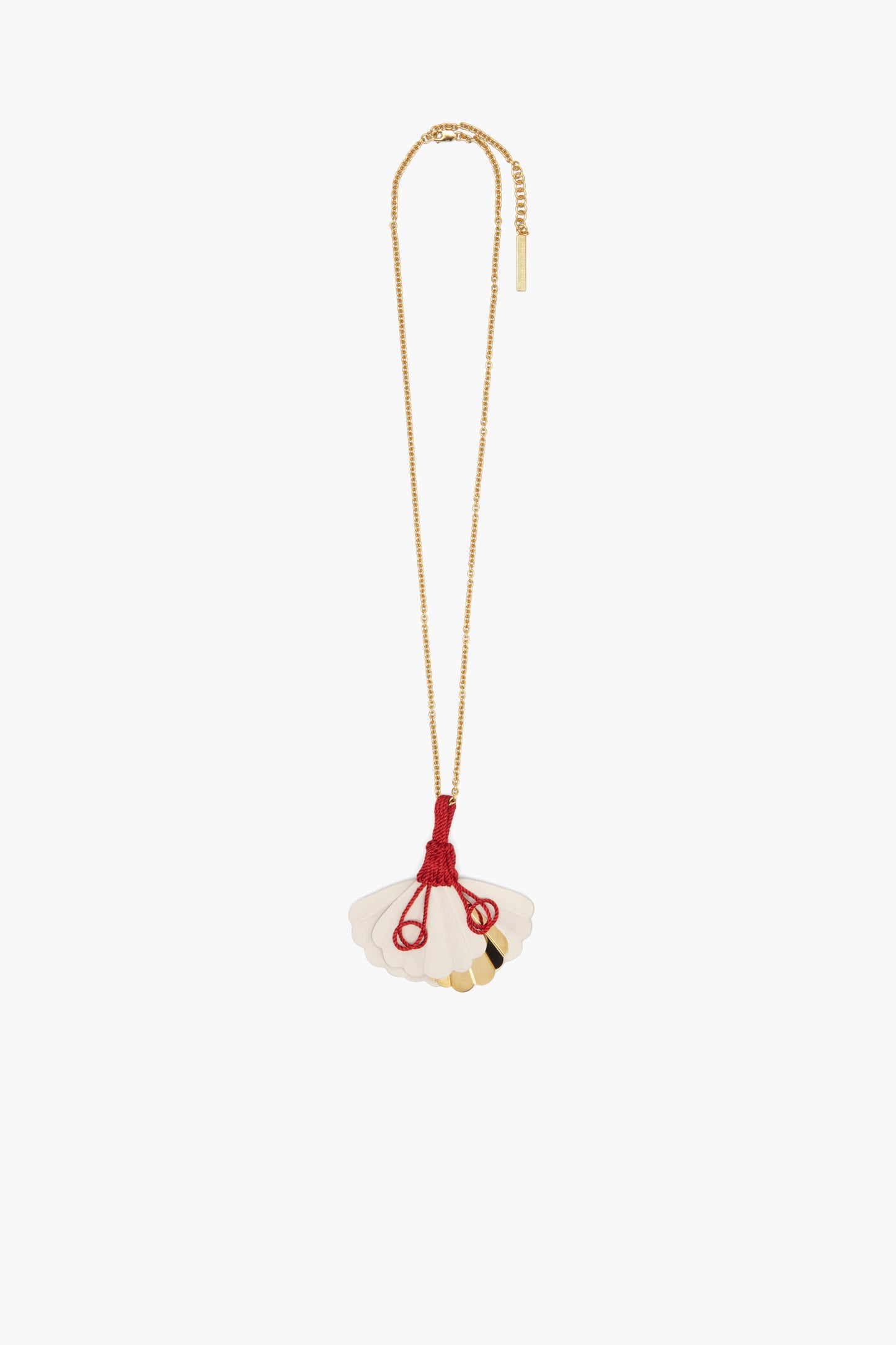 Petal Pendant In Gold